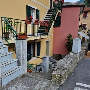 Casa Tisolo San Rocco (Genoa)